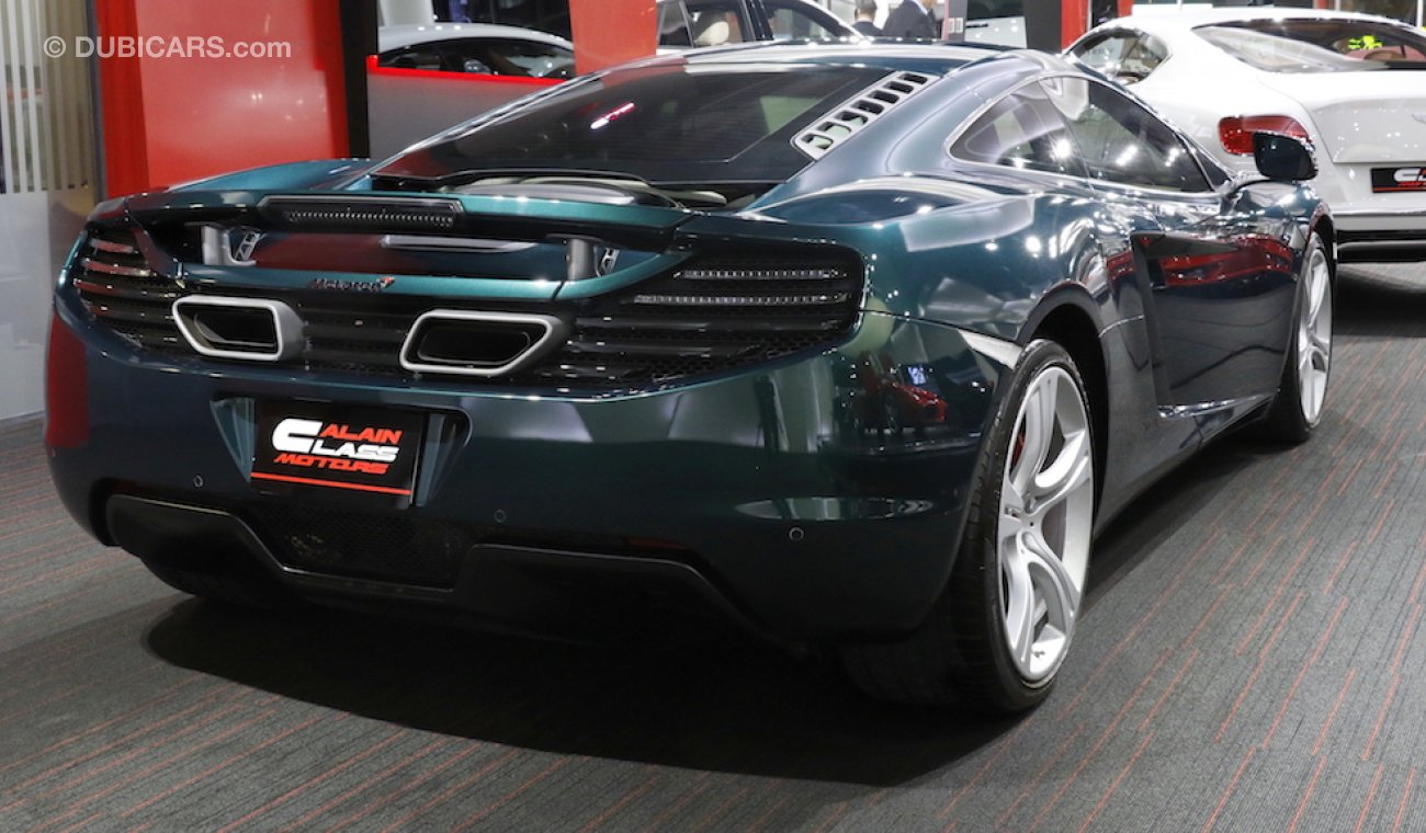 مكلارين MP4-12C