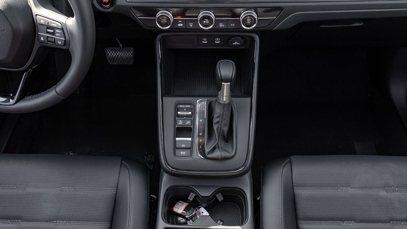 هوندا سي آر في 2026 | HONDA CRV GLOBAL 30-YEAR HONOR EDITION 240TURBO 2WD FRONTIER 7-SEATER [EXPORT ONLY]