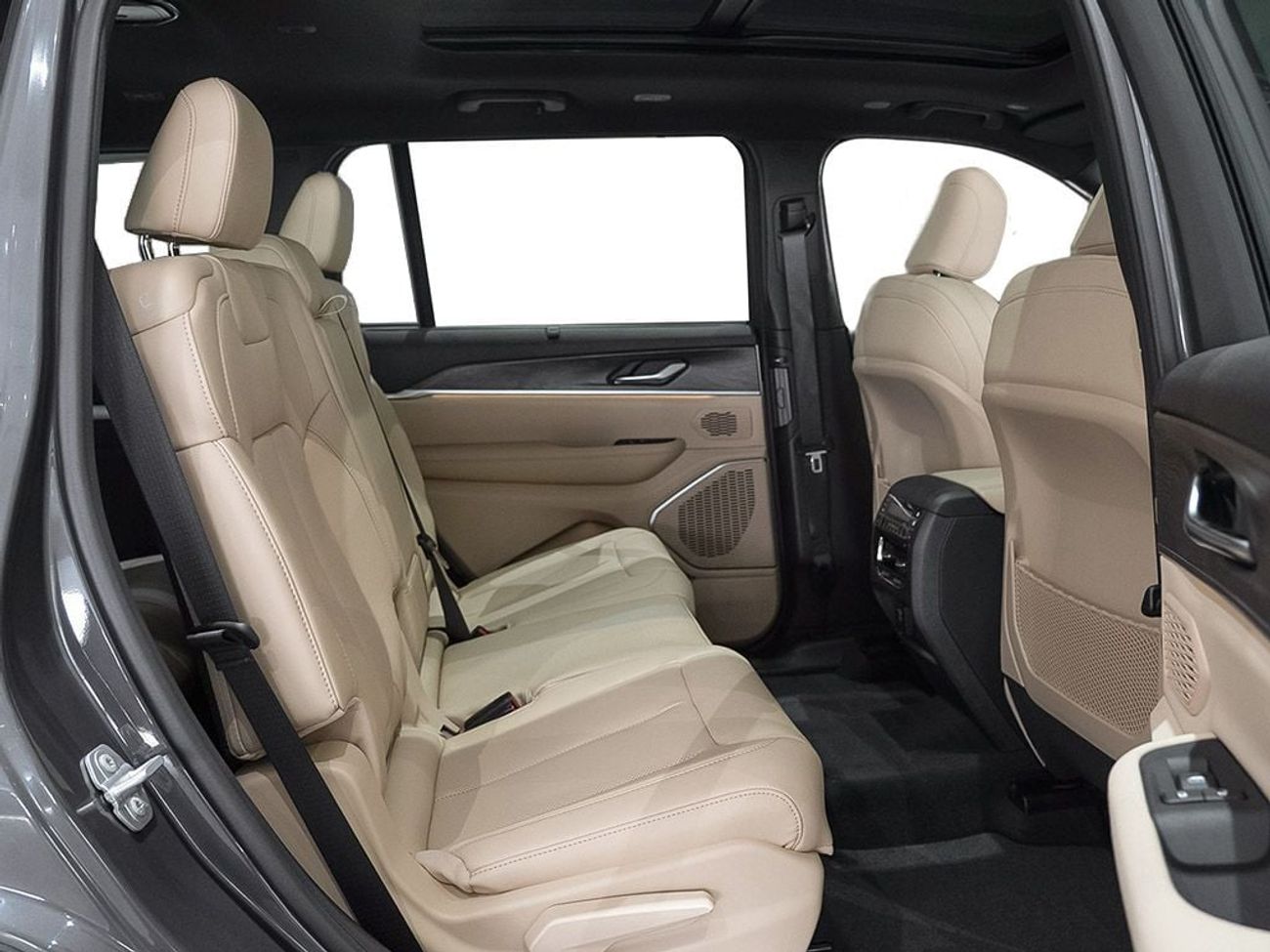 جيب جراند شيروكي Limited 3.6L