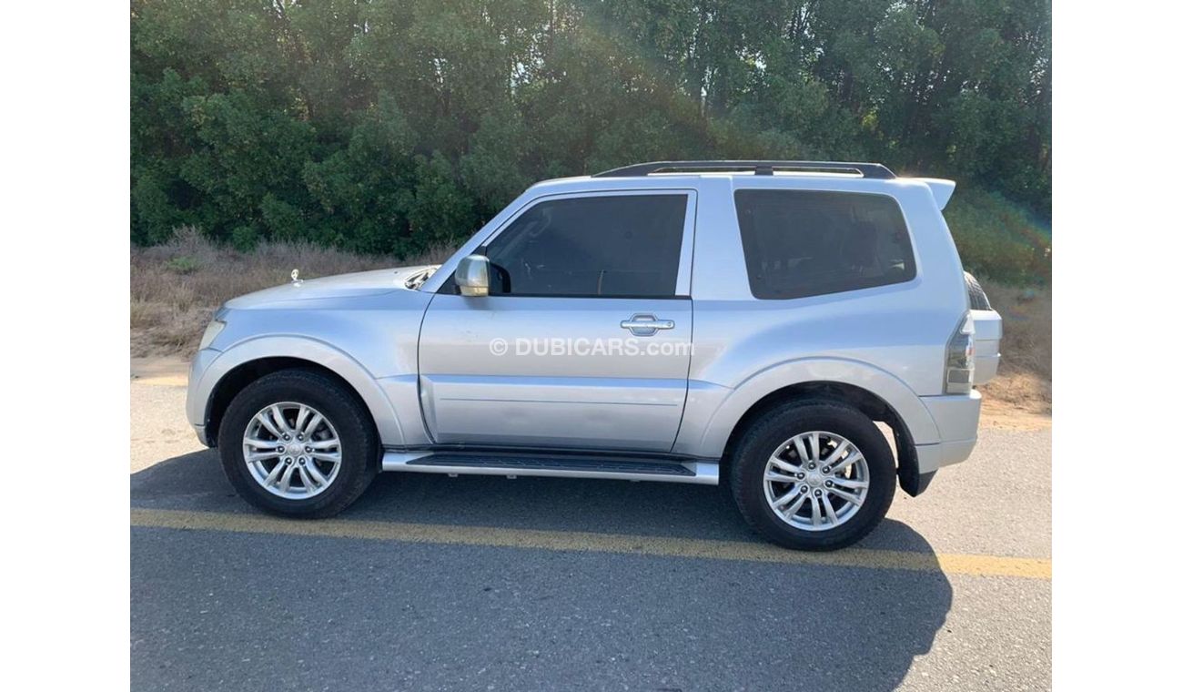 Mitsubishi Pajero Mitsubishi pajero 3.8 2013 full options no 1