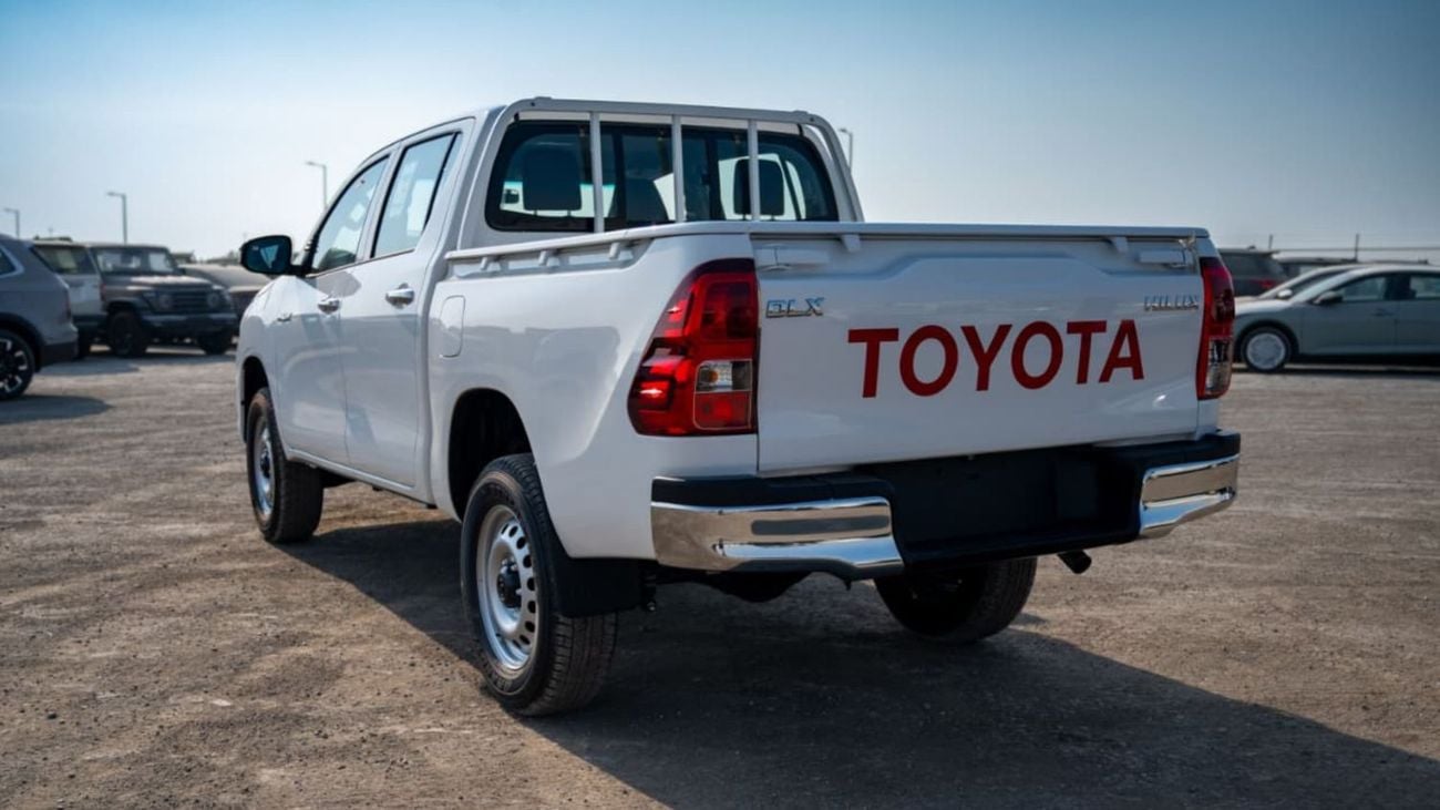 Toyota Hilux DLX-G Automatic| 2.4L | 4WD | Diesel | 5 Seats | 4 Doors