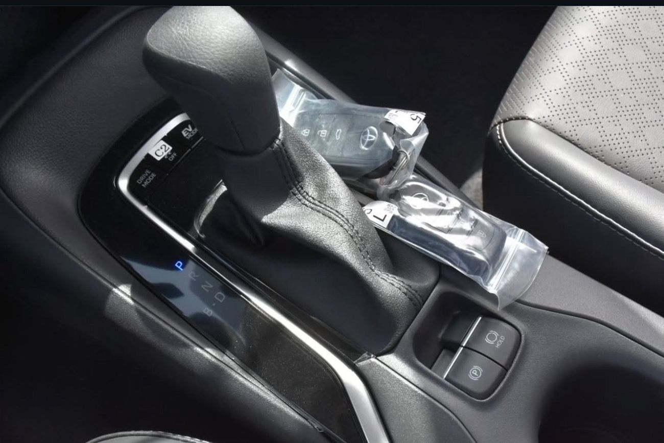 Toyota Corolla GLI HEV 1.8L