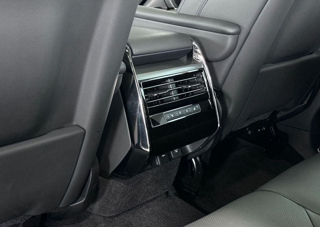 Land Rover Range Rover Sport Clean Title - all service history done in AL TAYER MOTORS