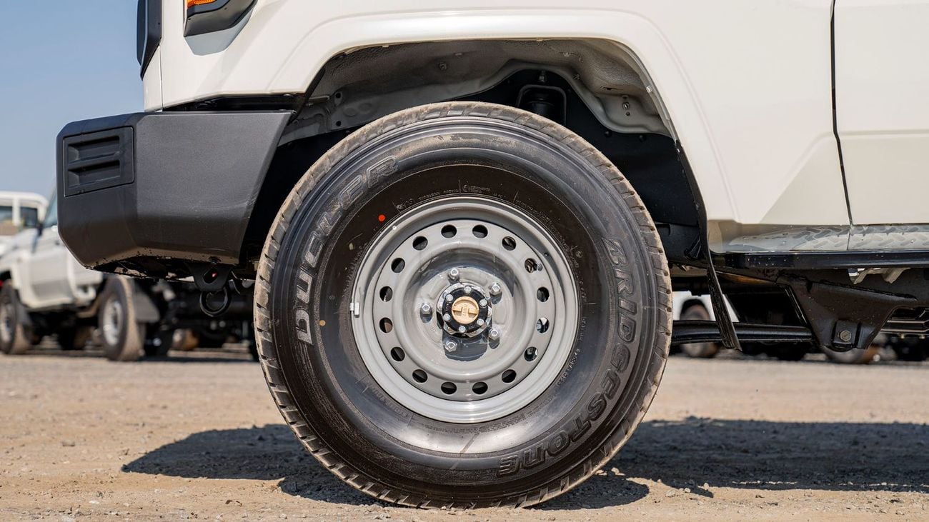 تويوتا لاند كروزر 70 Toyota LC78 Hard Top 4.2L V6 Diesel MT  MY2025 for export only