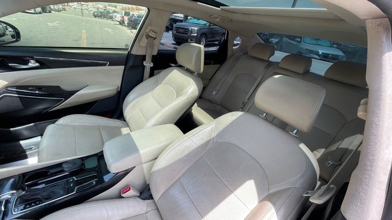 Kia Cadenza GDi Top 3.3L GCC