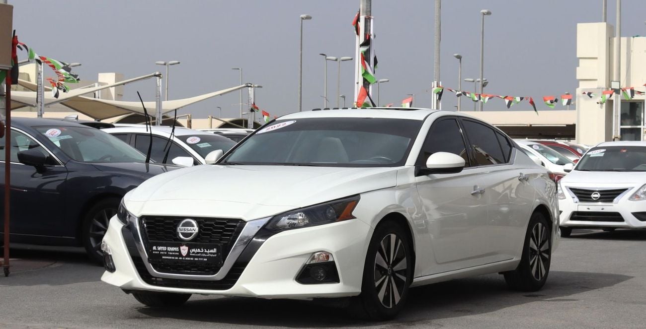 نيسان ألتيما نيسان ألتيما - 2022 - خليجى -فل أوبشن - بدون حواداث -2.5L - ممشى قليل - بحاله ممتازه