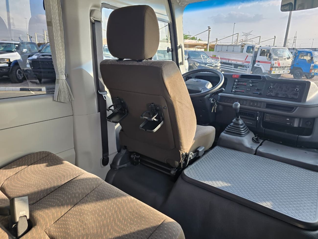 Toyota Coaster coaster 4.0l