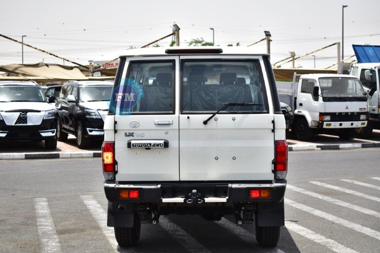تويوتا لاند كروزر 70 76 LX V6 4.0L 4WD 6 Seater Manual