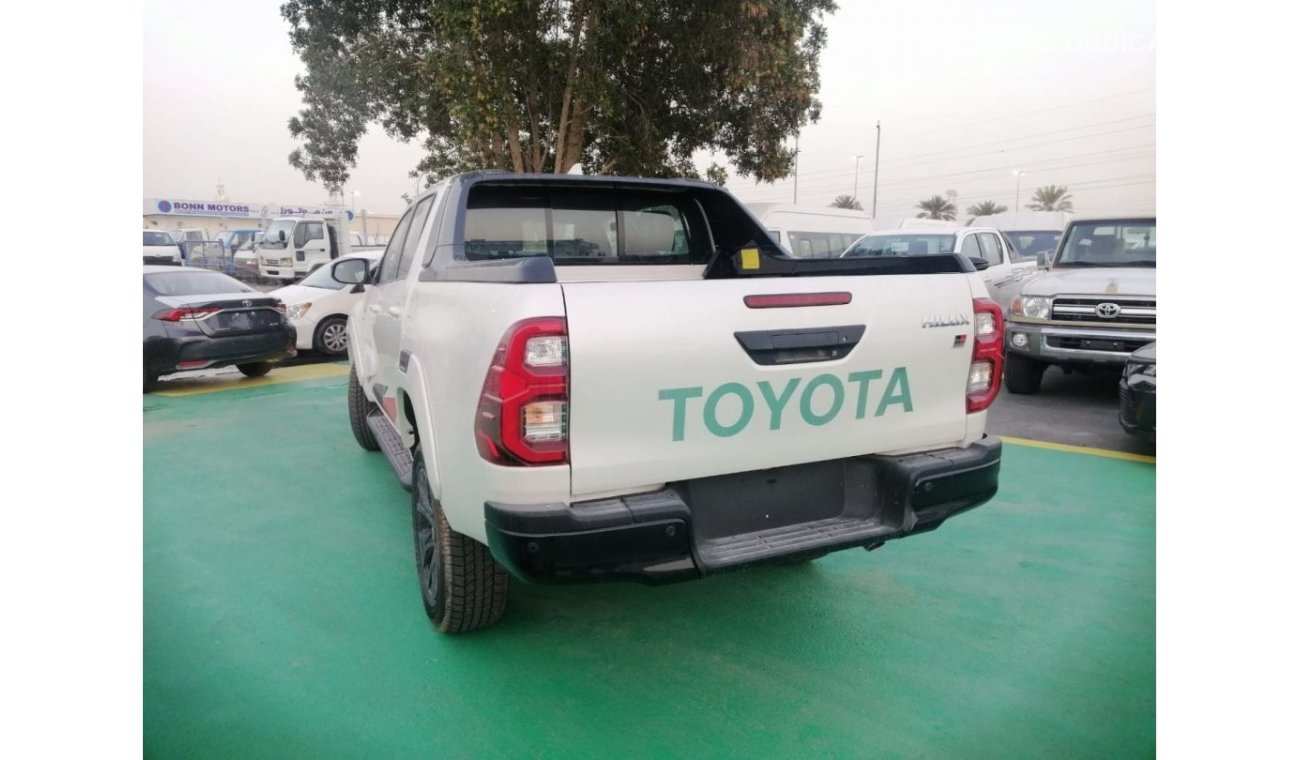 Toyota Hilux GR  FULL OPTION  AUTOMATIC  4X4   DOUPLE CAP