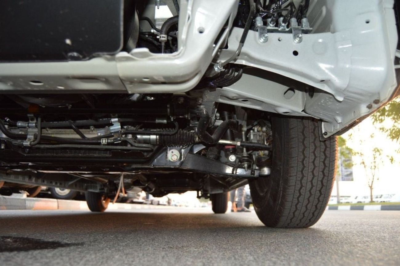 تويوتا هاياس High Roof