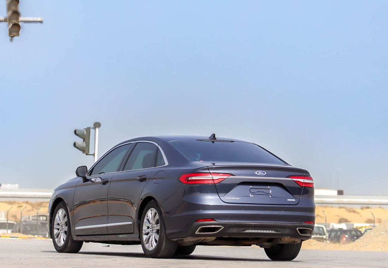 Ford Taurus Ford Taurus  2020 GCC , accident-free, in excellent condition, 1260 P.M