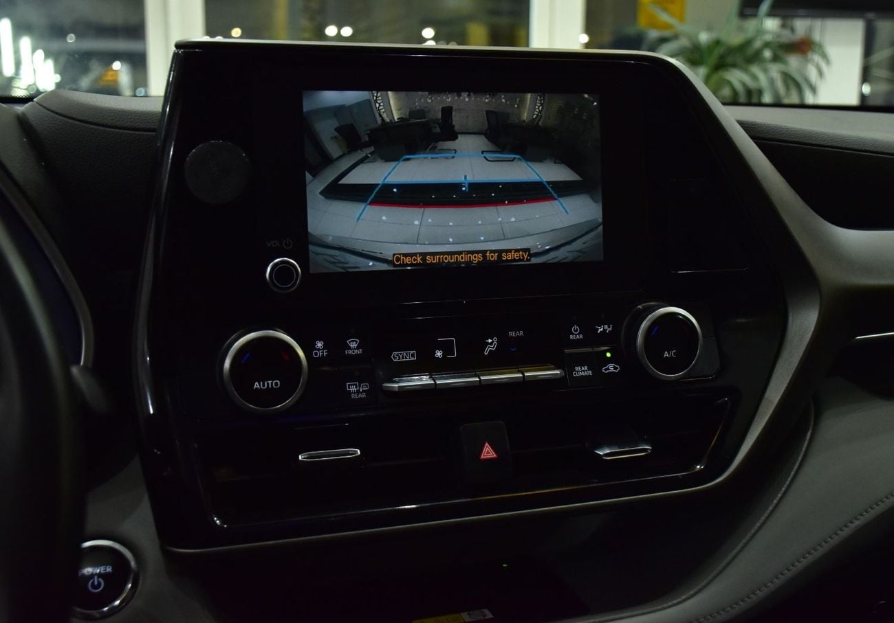 تويوتا هايلاندر EXCELLENT DEAL for our Toyota Highlander Hybrid GLE ( 2023 Model ) in White Color GCC Specs