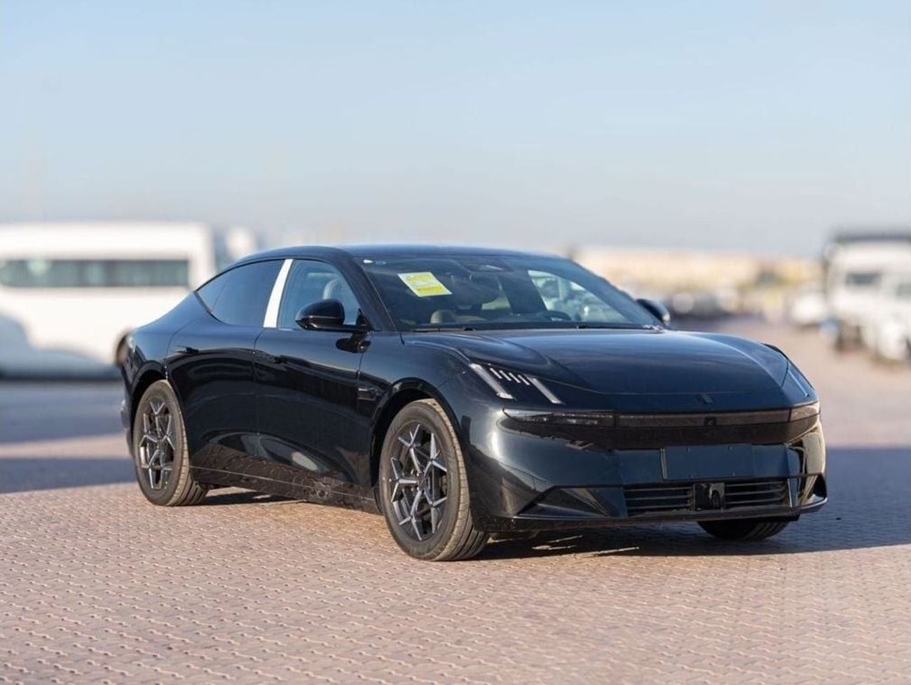 لينك أند كو Z10 2024 LYNK & CO Z10 MAX - BLACK inside BROWN | Export Price