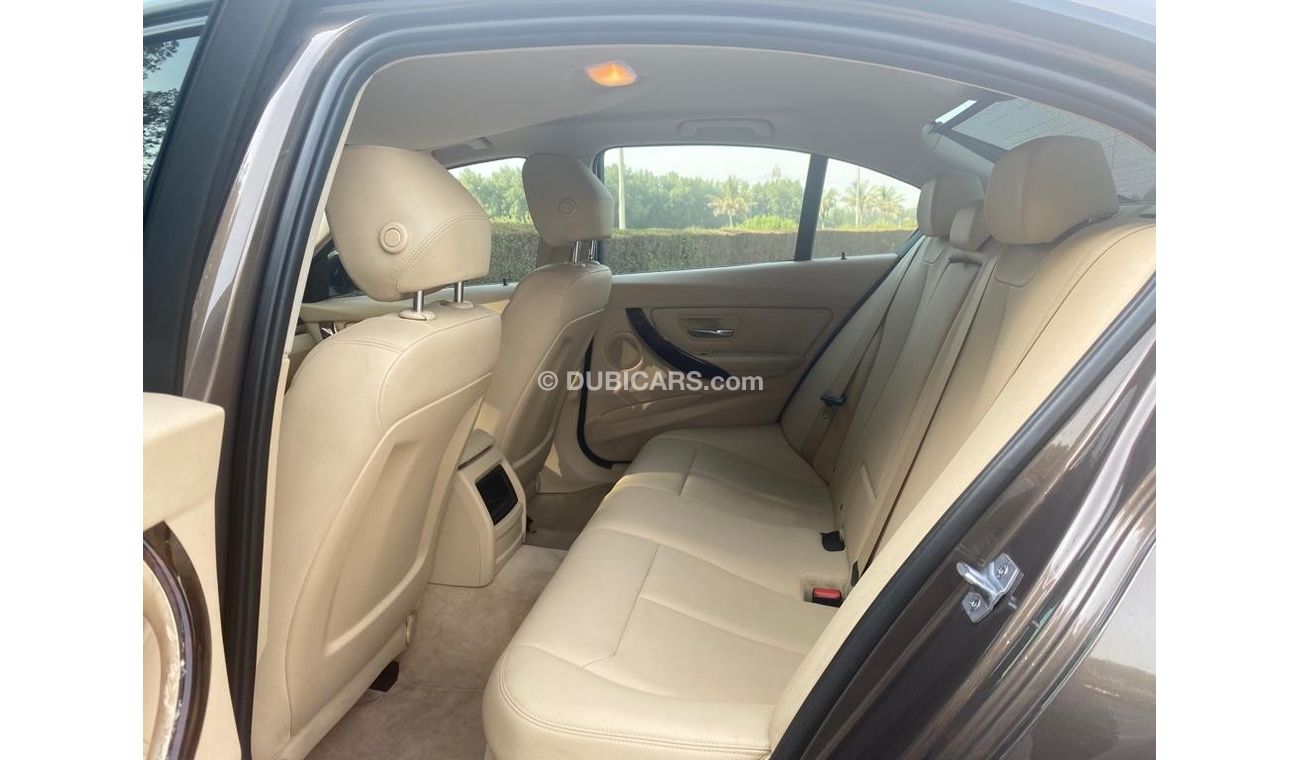 بي أم دبليو 316i اكسكلوسيف