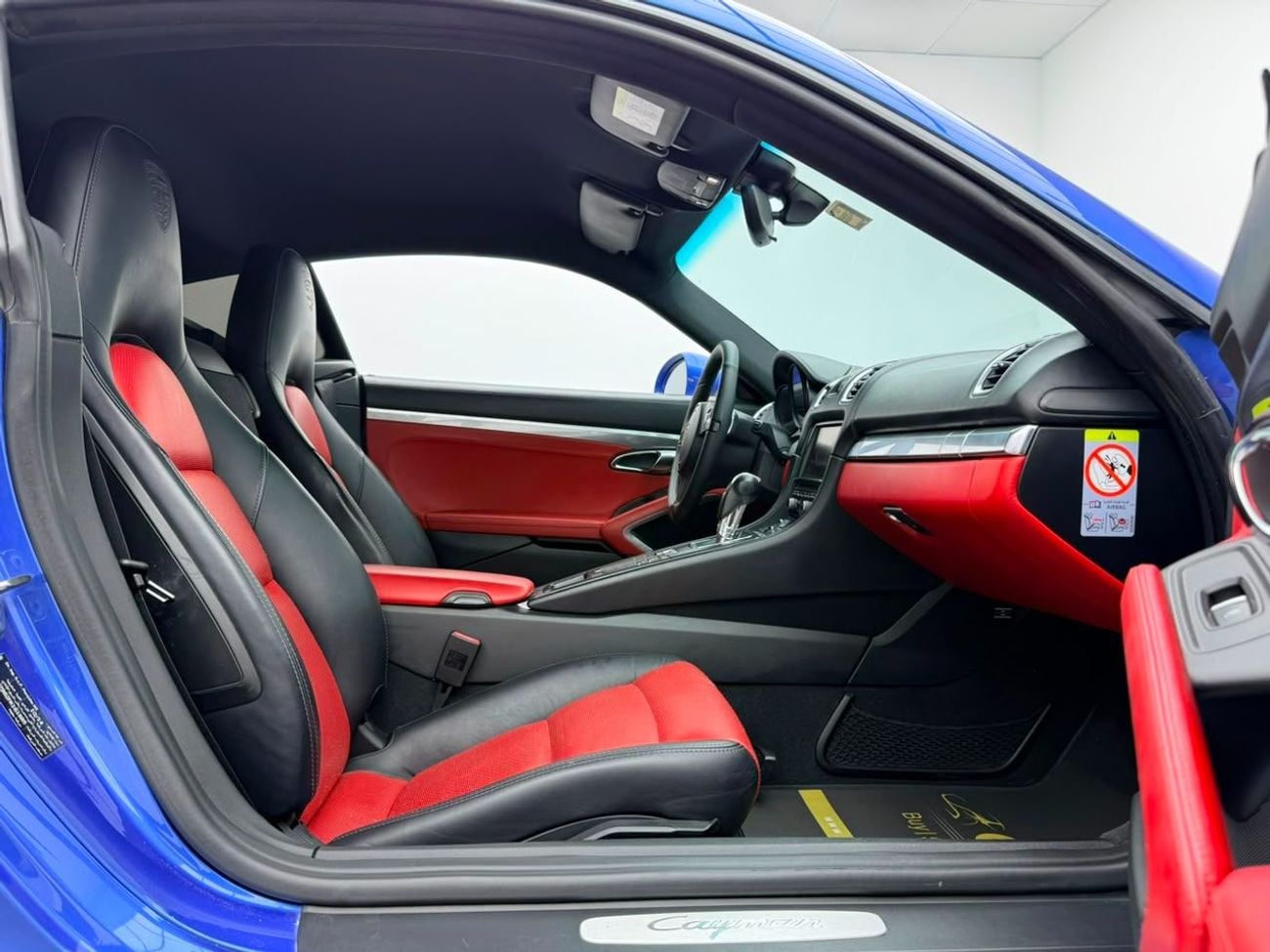 Porsche Cayman STANDARD 2015 Porsche Cayman, Full Porsche Service History, Fully Loaded, Excellent Condition, GCC
