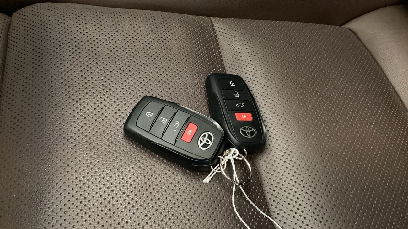 تويوتا برادو Adventure | upto AED 20,000 Ramadan Discount | شامل الضمان | 0 ﺪﻔﻋﺓ ﺃﻮﻟﻯ