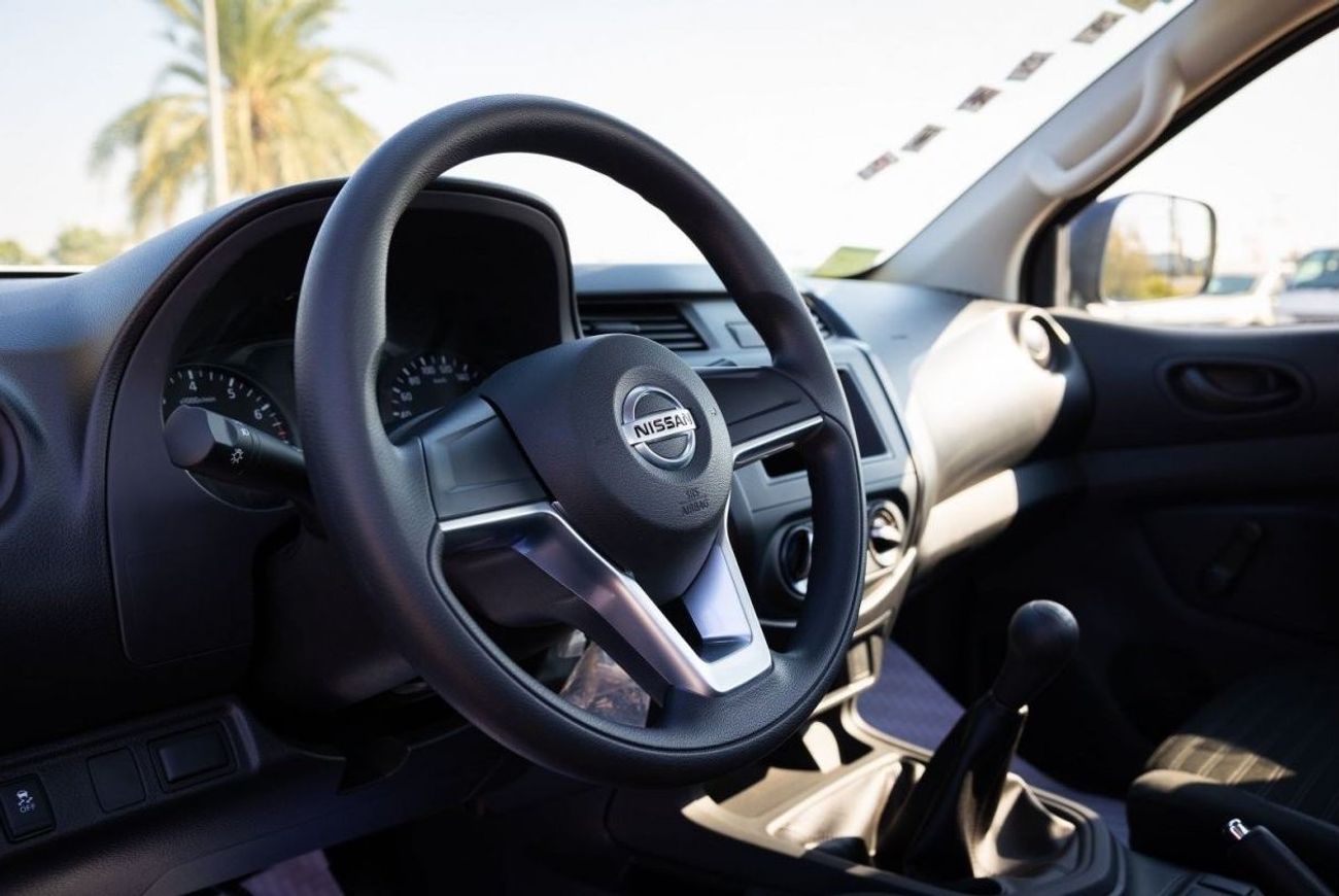 Nissan Navara XE Petrol 2.5L 2WD 4x2 M/T SC Plus MY2023 / Attractive Prices!!! / Book Now