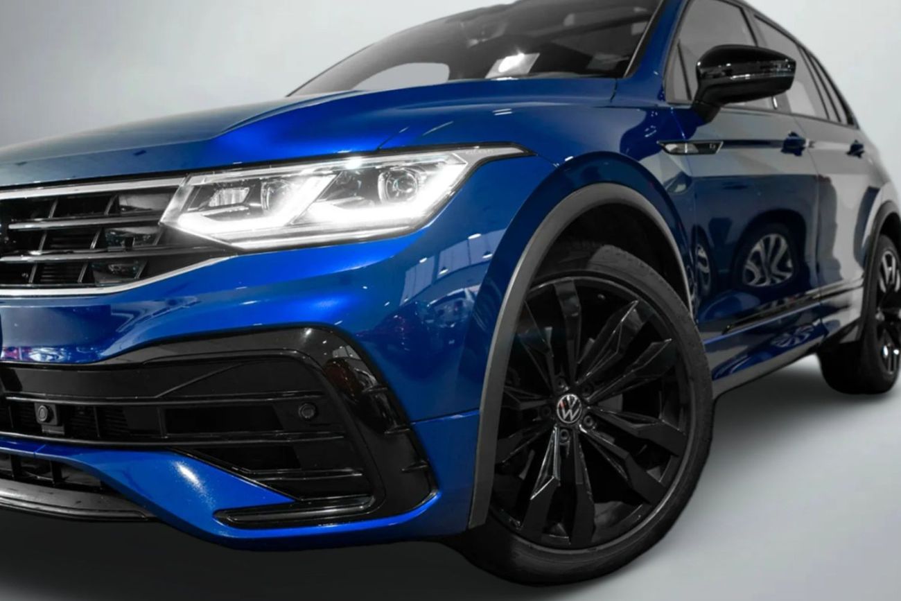 فولكس واجن تيجوان R-Line 2.0L R-Line Black Edition 2.0L