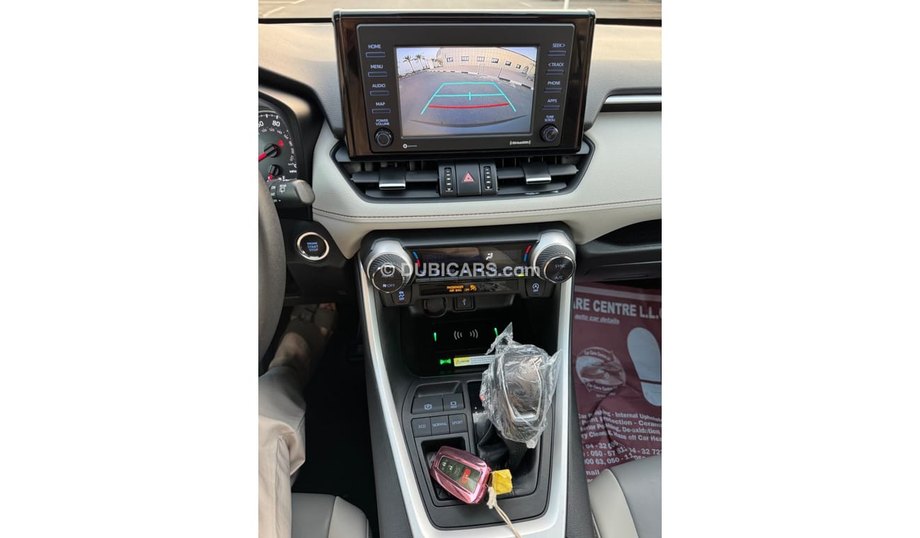 Toyota RAV4 XLE premium 2021 LED SUNROOF PUSH START AWD