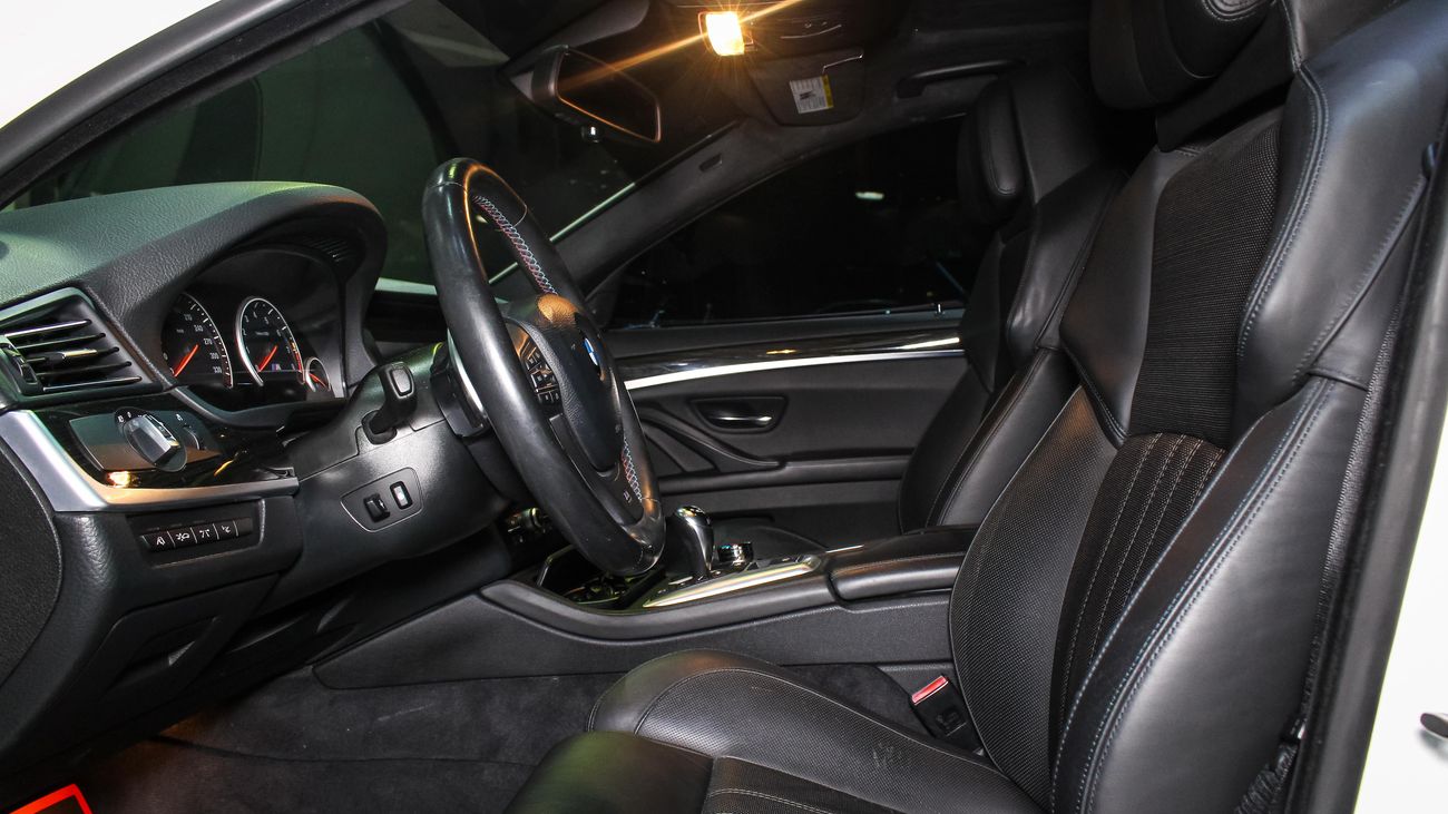 بي أم دبليو M5