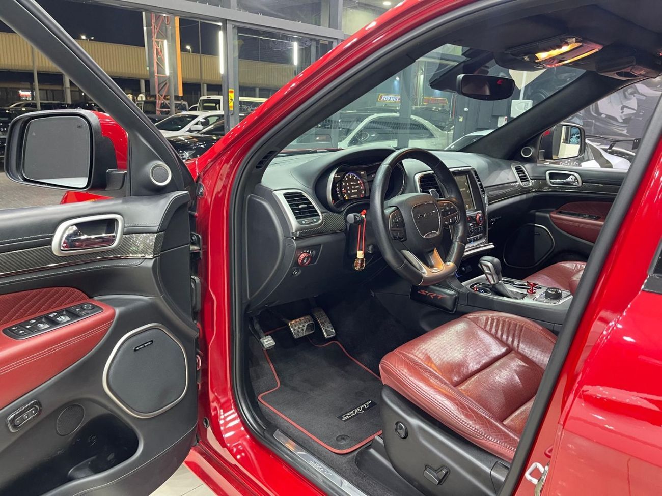 Jeep Grand Cherokee SRT8 Redline 6.4L