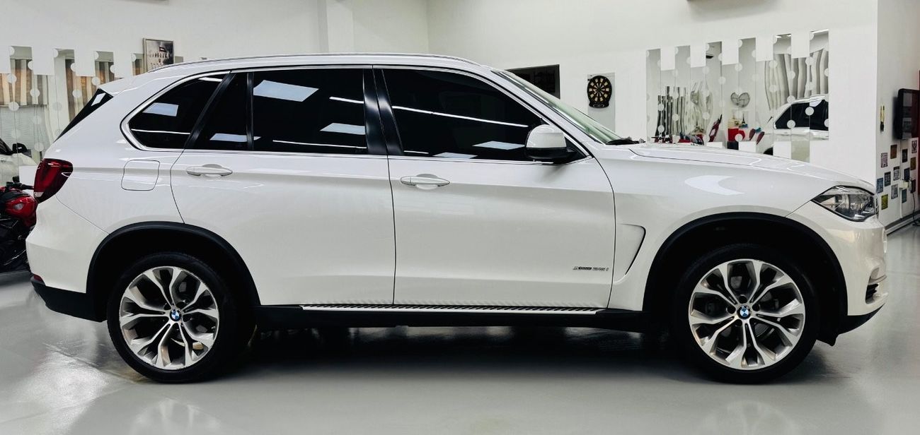 BMW X5 GCC .. FSH .. Original paint .. Perfect Condirion