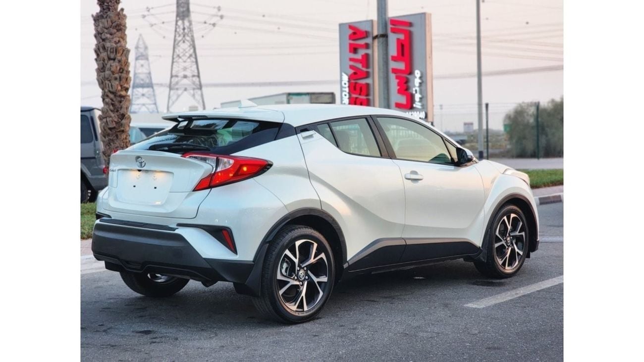 تويوتا CHR TOYOTA C-HR full option 2021