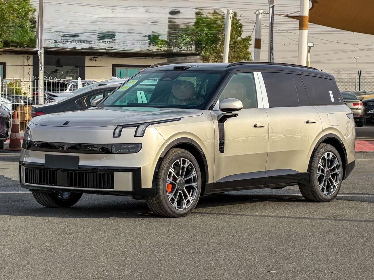 Lynk & Co 900 Lynk & Co 900 ULTRA 2025 Imported from China