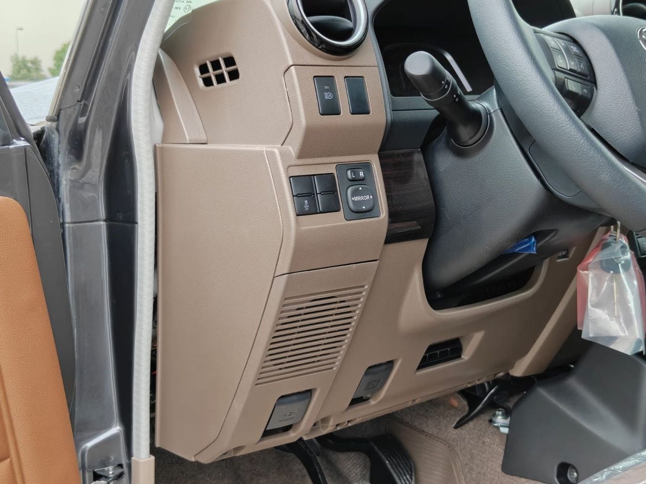 تويوتا لاند كروزر 70 2026 TOYOTA LC 76 2.8L DIESEL 4WD GCC SPEC