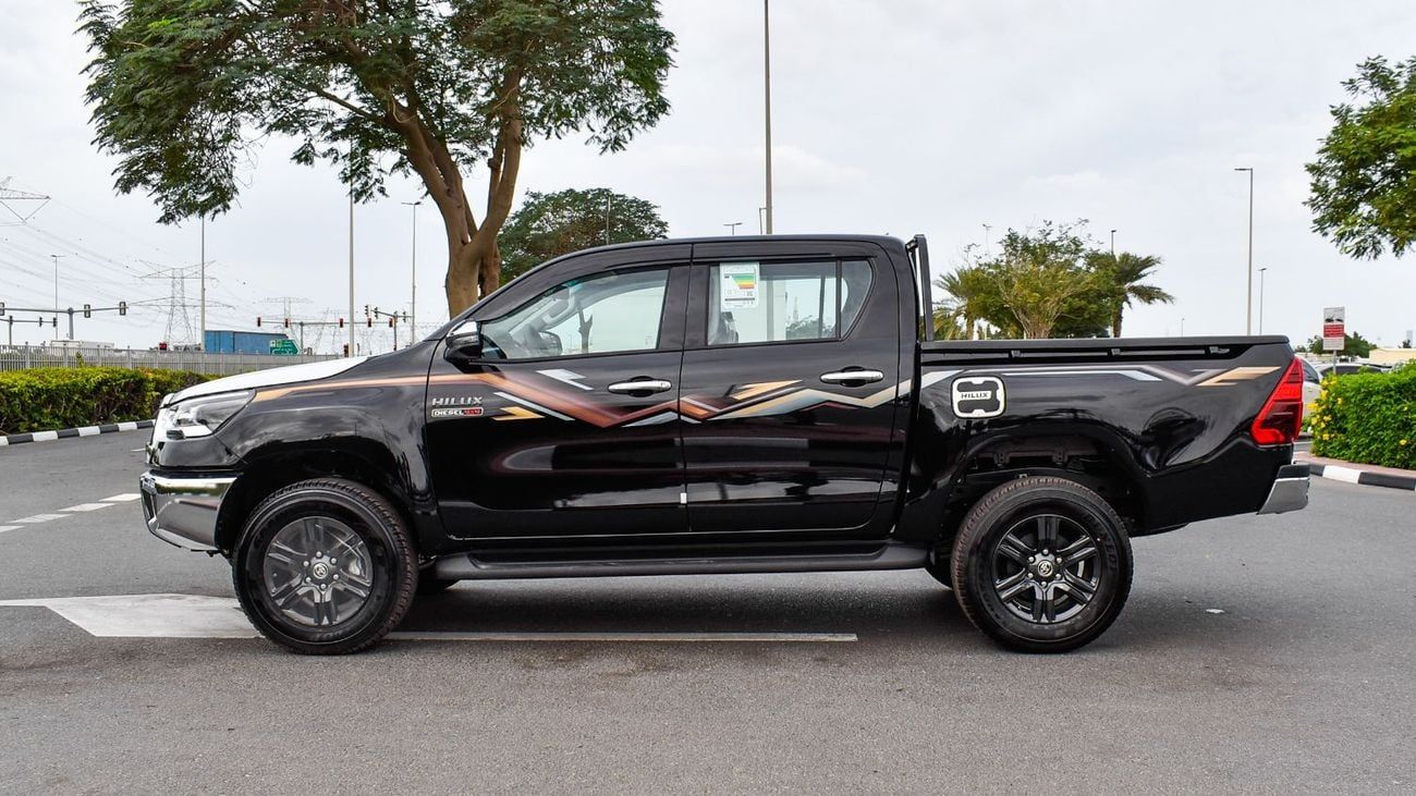 تويوتا هيلوكس ECTAGR008 – 2025 Toyota Hilux Double Cab High Options – 2.4L Diesel Auto – Black with Black Interior