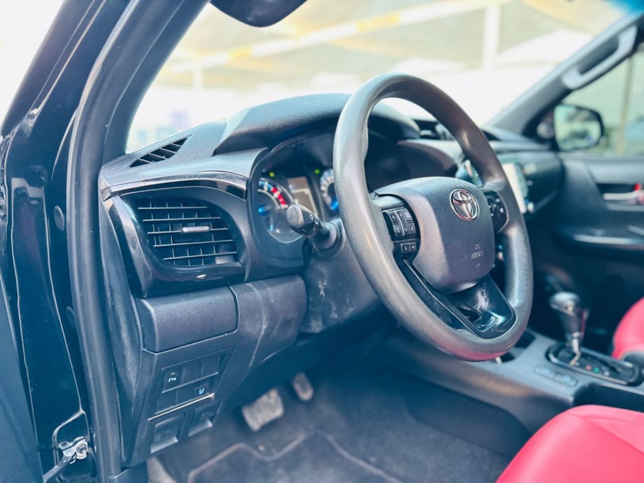 Toyota Hilux Toyota Hilux Adventure V6 LHD 4.0L Full Option