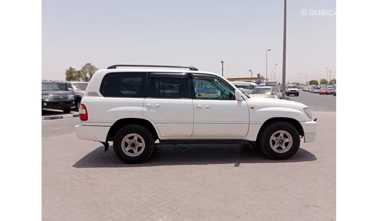 تويوتا لاند كروزر TOYOTA LAND CRUISER RIGHT HAND DRIVE (POM1434)