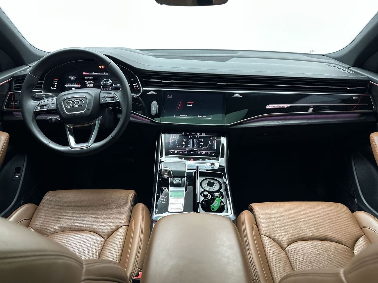 Audi Q8 55 TFSI quattro (340 HP) Luxury (Ref# 01416)