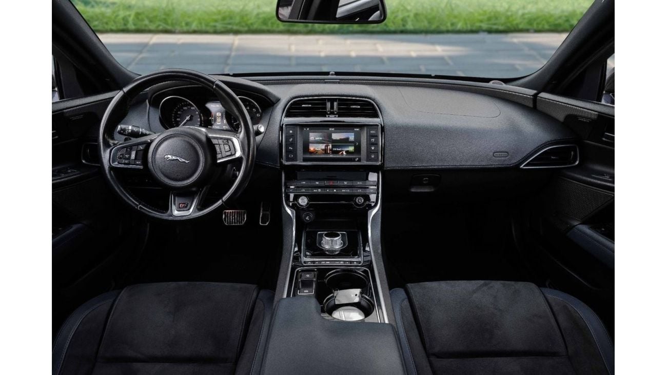 Jaguar XE S | 2,090 P.M (4 Years)⁣ | 0% Downpayment | Full Jaguar History!