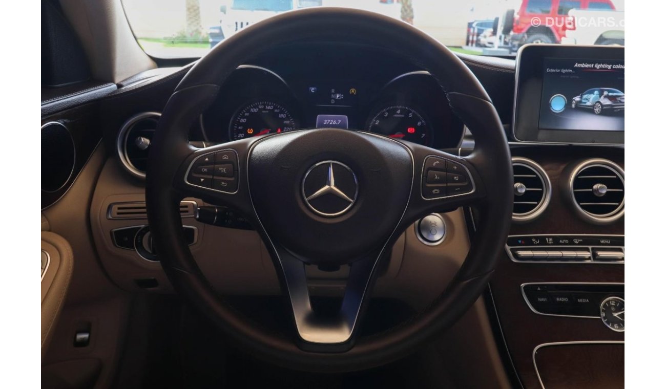 مرسيدس بنز C 200 W205