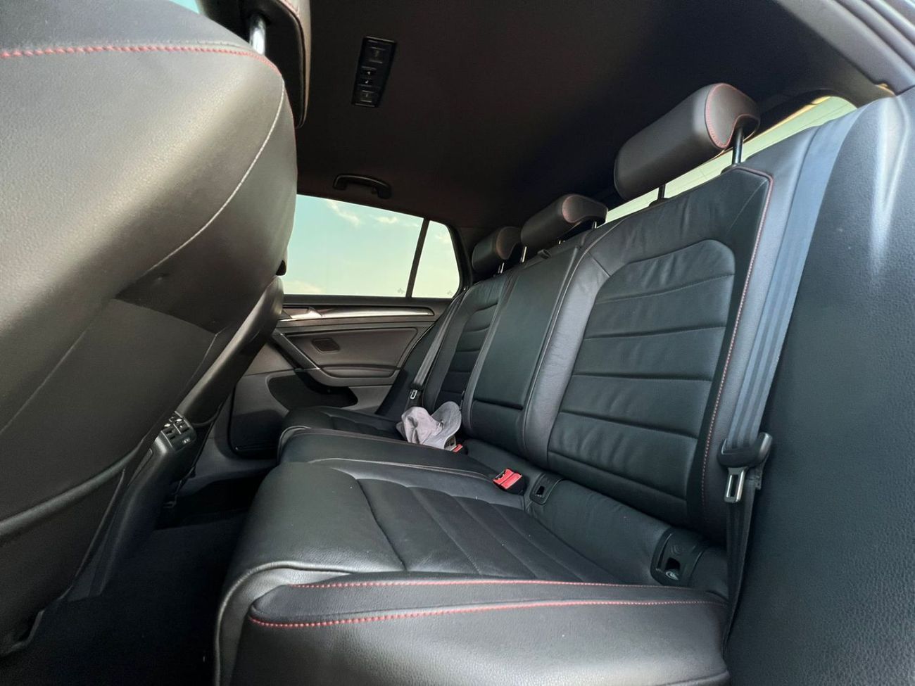 فولكس واجن جولف GTI Volkswagen Golf GTI 2015 GCC