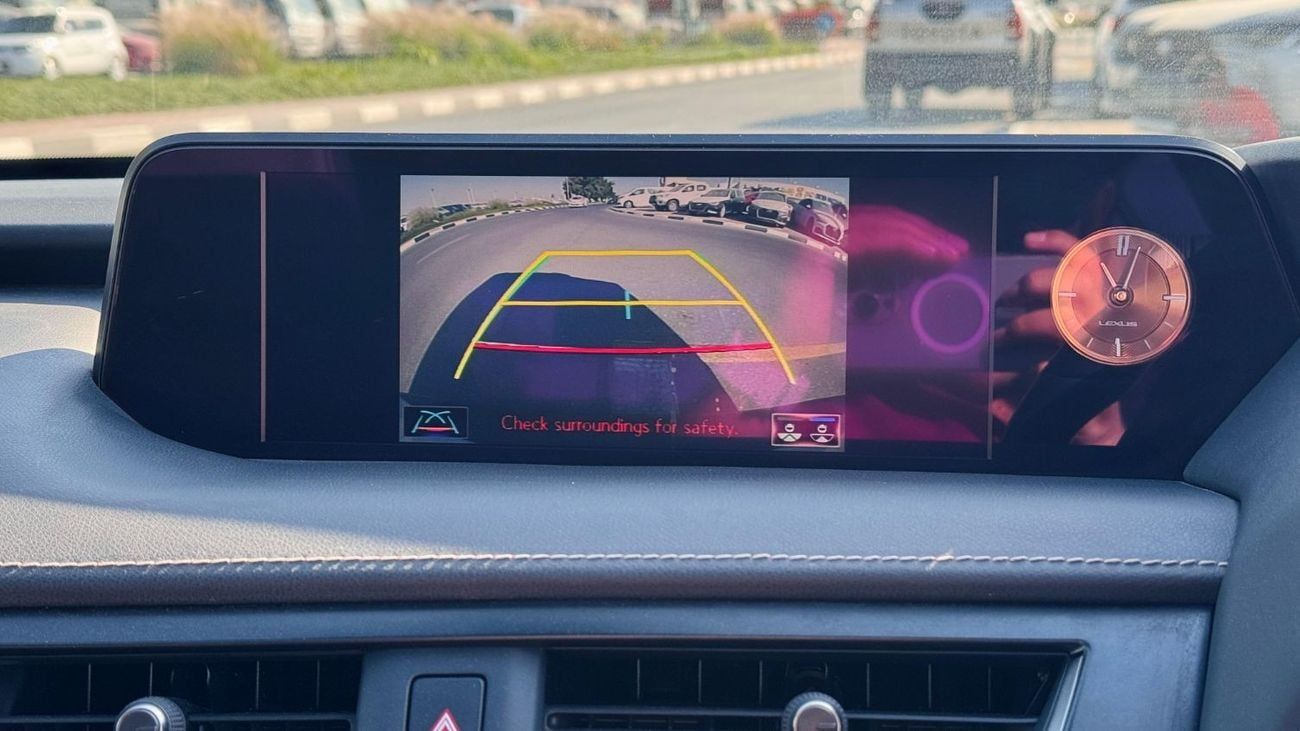 Lexus UX250h PREMIUM CONDITION | WHITE COLOR | 2.0L HYBRID ENGINE | RHD | 2021 | REAR VIEW CAMERA