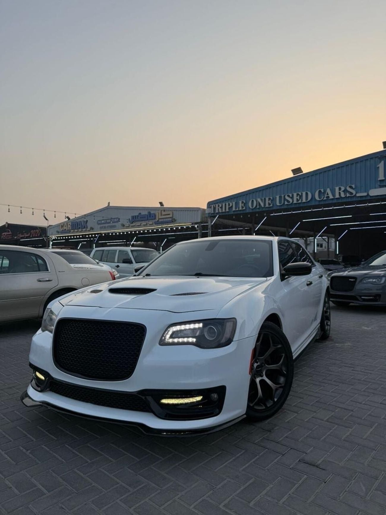 كرايسلر 300s 5.7