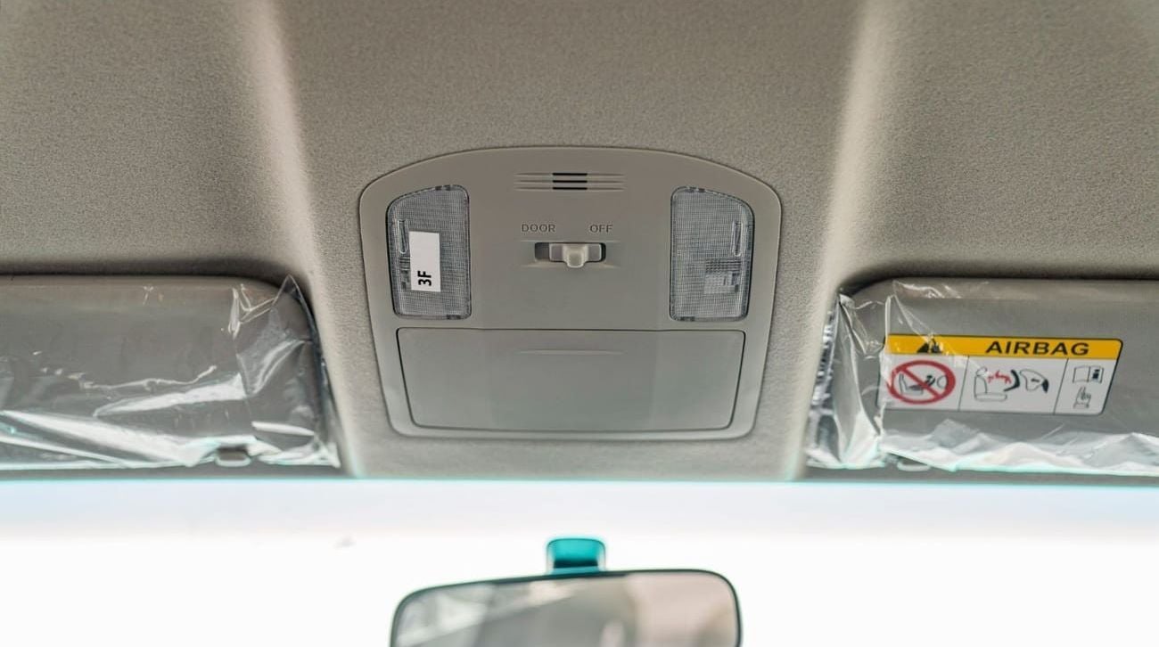 تويوتا هيلوكس Toyota Hilux 2.4L Diesel Mid Option p.window MY2024