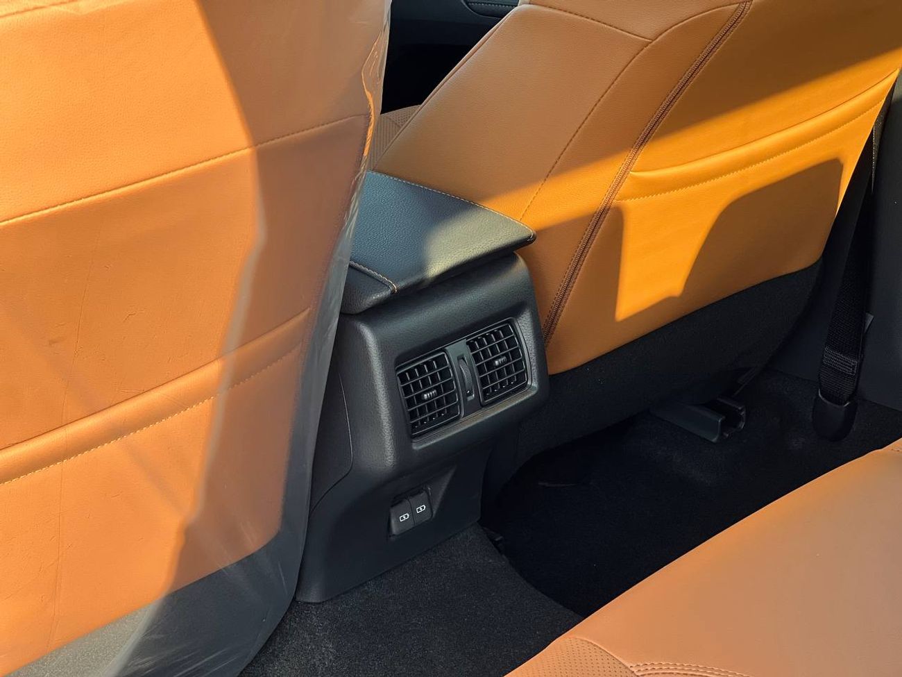 Toyota Camry GLE 2.5L PTR A/T // 2025 // FULL WITH RADAR , COOLING SEATS , PANORAMIC ROOF // SPECIAL OFFER // BY 