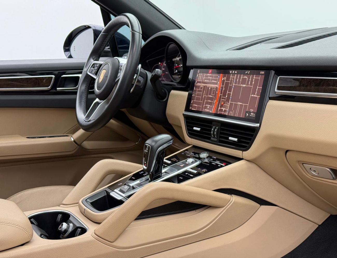 Porsche Cayenne 2021 Porsche Cayenne, Warranty, Full Porsche Service History, Excellent Condition, GCC