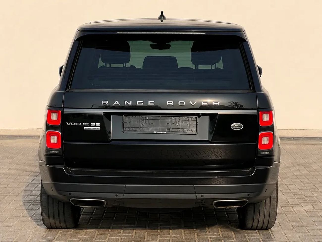 Land Rover Range Rover SE GCC Specs