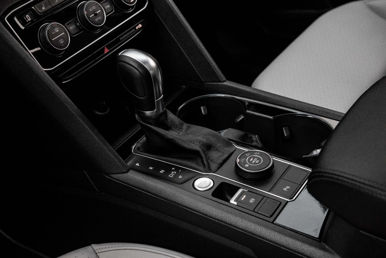 فولكس واجن تيرامونت SE | 1,958 P.M  | 0% Downpayment | LOW MILEAGE!