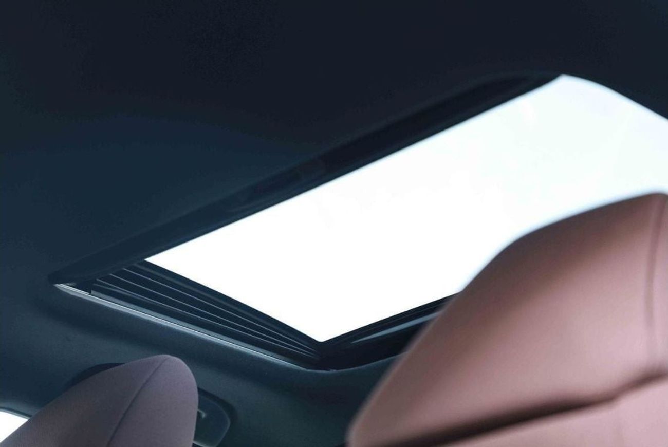 تويوتا كورولا كروس 2024 TOYOTA COROLLA CROSS 1.8 Hybrid MID - Celestite Gray Me inside RED | Export Only