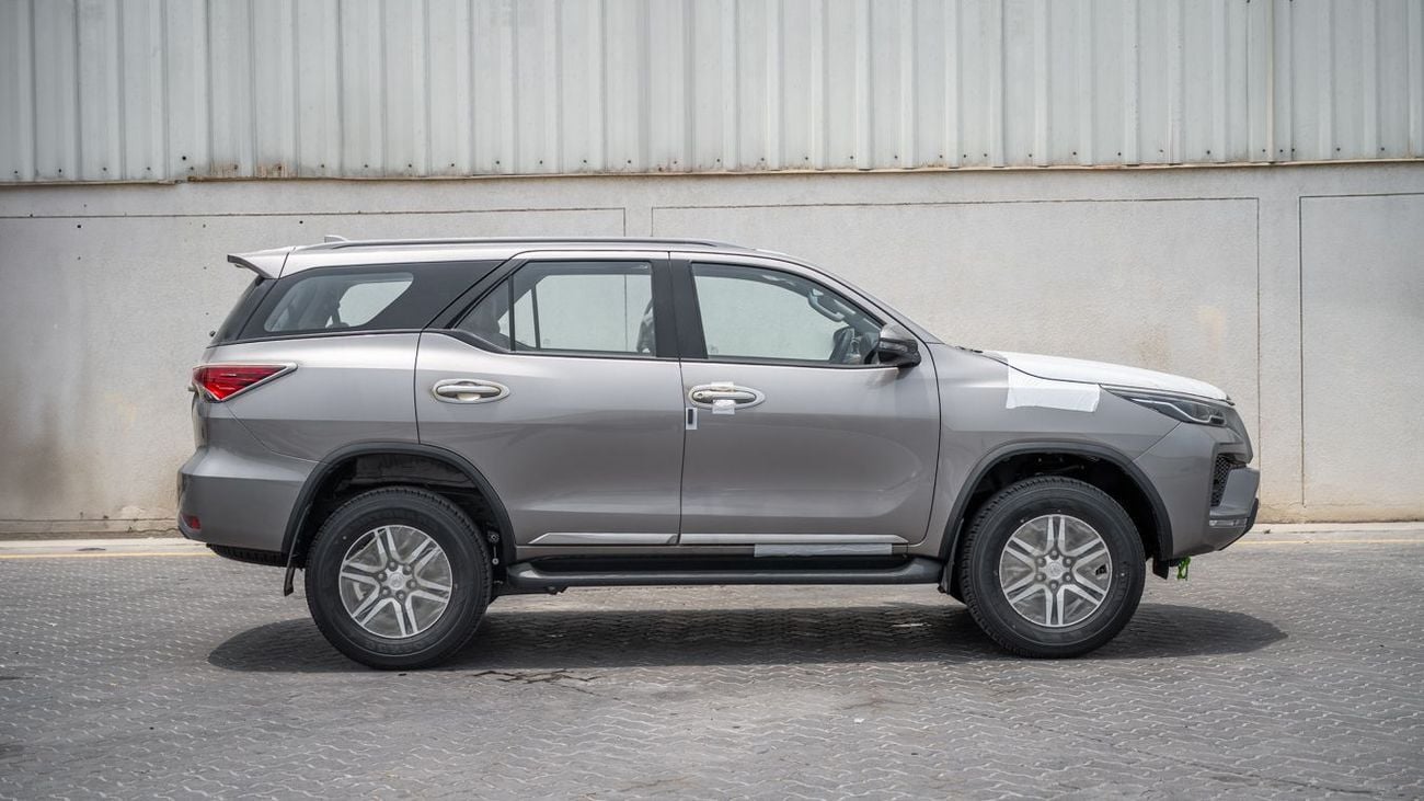 Toyota Fortuner Toyota Fortuner 2.7 AT High -2025YM