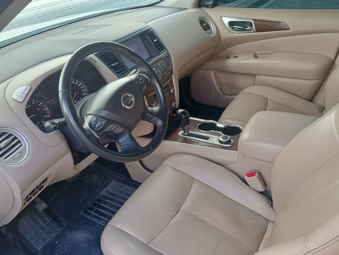 Nissan Pathfinder Midnight Edition 3.5L