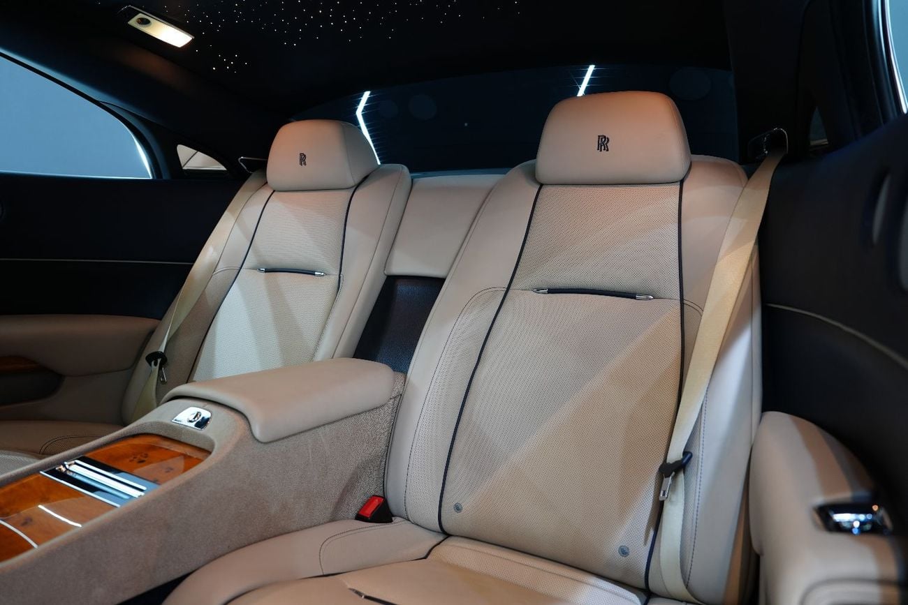 رولز رويس واريث STANDARD Two-Tone, Starlight Headliner, GCC Specs!!
