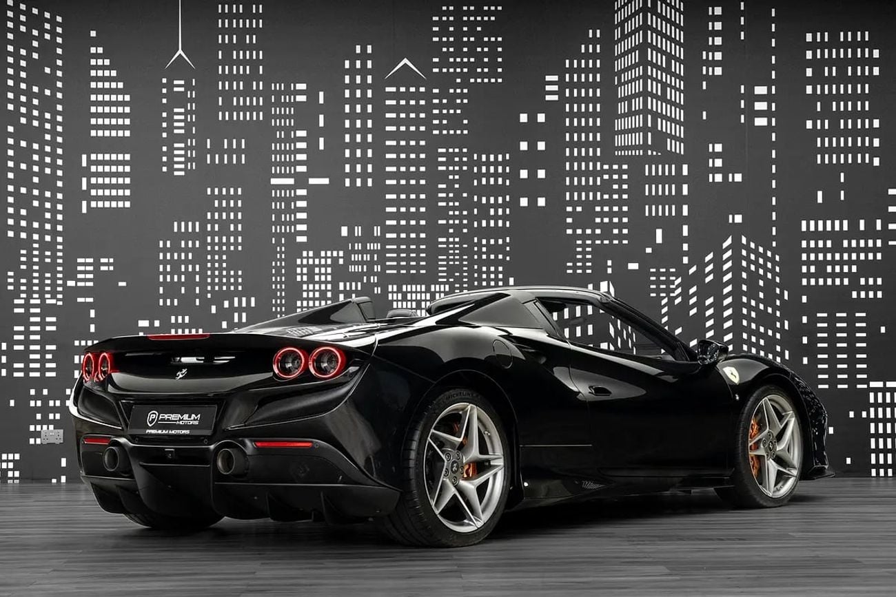 Ferrari F8 Spider STD
