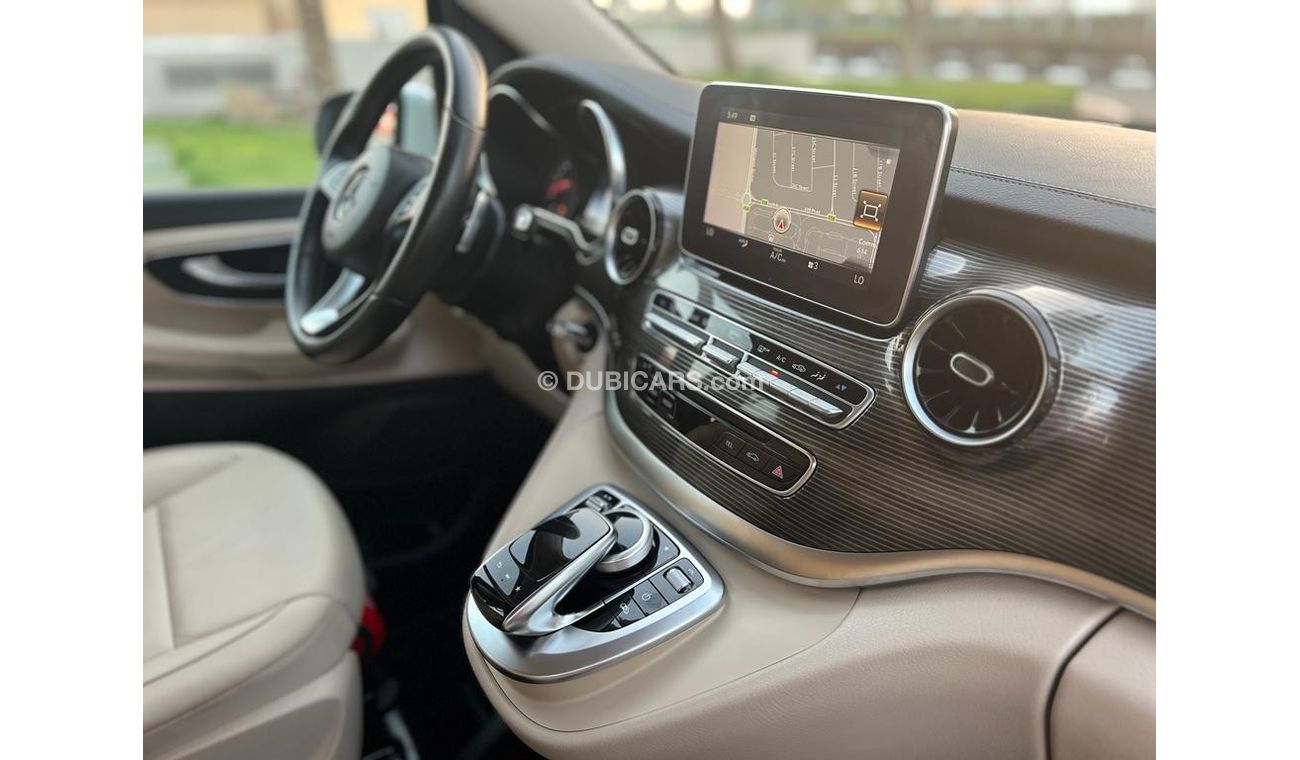Mercedes-Benz V 250 MERCEDES BENZ V250 2020 GCC FULL SERVICE AGENCY HISTORY ORIGINAL PAINT