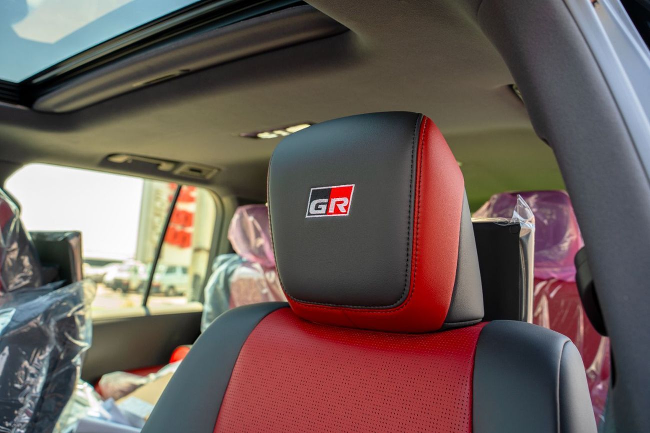 تويوتا لاند كروزر لاند كروزر GR 3.5 لتر هجين 2025